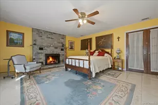 12 Woodgreen Ln, Wantagh, NY 11793 - Photo 16