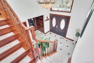 12 Bagatelle Road, Dix Hills, NY 11746 - Photo 6