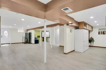 12 Bagatelle Road, Dix Hills, NY 11746 - Photo 36