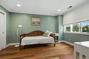 18 Aldgate Dr W, Manhasset, NY 11030 - Photo 26