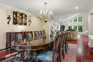 18 Aldgate Dr W, Manhasset, NY 11030 - Photo 12