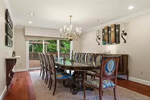 18 Aldgate Dr W, Manhasset, NY 11030 - Photo 4