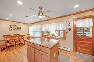 14 High St, Farmingdale, NY 11735 - Photo 16