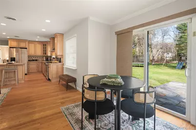 4 Richard Terrace, Hartsdale, NY 10530 - Photo 18