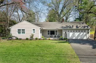 4 Richard Terrace, Hartsdale, NY 10530 - Photo 2