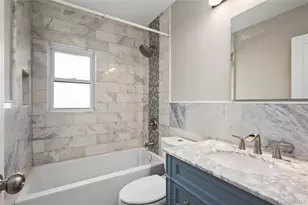 227 Columbus Pkwy, Mineola, NY 11501 - Photo 12