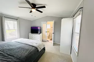 723 Beekman Rd, Hopewell Junction, NY 12533 - Photo 10