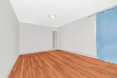 1389 E 233rd Street, Bronx, NY 10466 - Photo 12