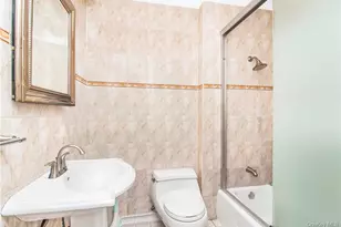 1389 E 233rd St, Bronx, NY 10466 - Photo 30