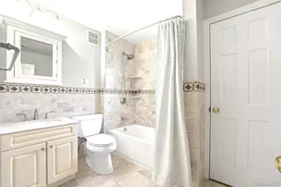 32 Homeside Ln, White Plains, NY 10605 - Photo 22