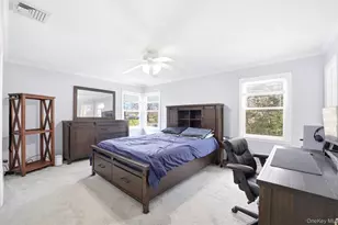 32 Homeside Ln, White Plains, NY 10605 - Photo 16