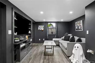 2786 Quogue Riverhead Rd, East Quogue, NY 11942 - Photo 16