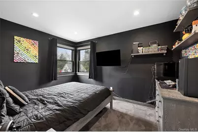 2786 Quogue Riverhead Road, East Quogue, NY 11942 - Photo 10