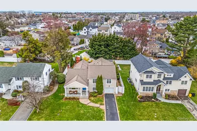 24 Walden Avenue, Jericho, NY 11753 - Photo 26