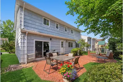 8 Cathy Lane, Great Neck, NY 11024 - Photo 32