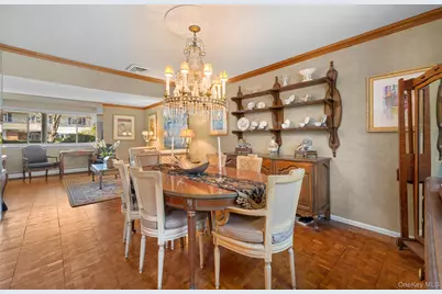 8 Cathy Lane, Great Neck, NY 11024 - Photo 8