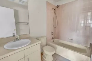 15 Doral Ln, Bay Shore, NY 11706 - Photo 22