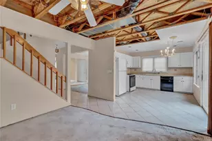 15 Doral Ln, Bay Shore, NY 11706 - Photo 10