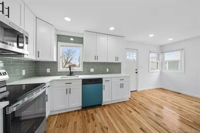 78 Layton Street, Freeport, NY 11520 - Photo 18