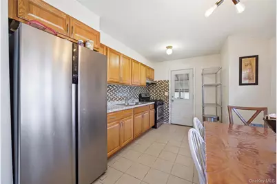 332 Half Mile Road, Central Islip, NY 11722 - Photo 8