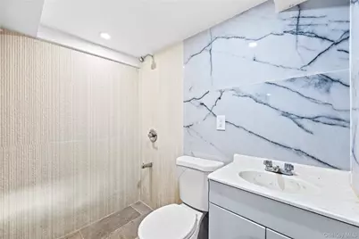 3226 Colden Avenue, Bronx, NY 10469 - Photo 14