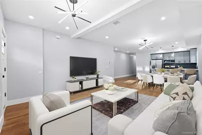 3226 Colden Avenue, Bronx, NY 10469 - Photo 2