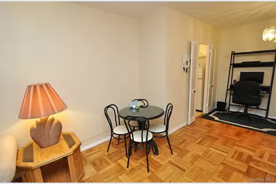 260 Garth Road #4A5, Scarsdale, NY 10583 - Photo 16