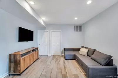 105-31 150th Street, Jamaica, NY 11435 - Photo 32