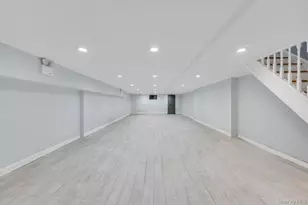 105-31 150th St, Jamaica, NY 11435 - Photo 26