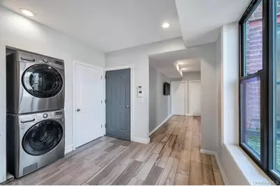 105-31 150th Street, Jamaica, NY 11435 - Photo 36