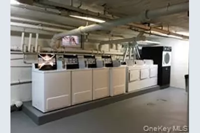 106 Division #1E, Levittown, NY 11756 - Photo 2