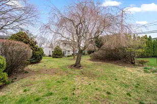 280 Hilda St, East Meadow, NY 11554 - Photo 22