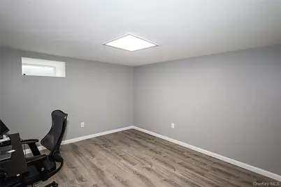 1481 N Meadow Road, Merrick, NY 11566 - Photo 18