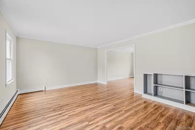 10 Leone Court, Woodbury, NY 10930 - Photo 6