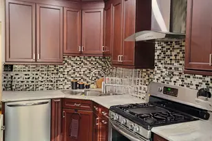 114-09 204th St, Saint Albans, NY 11412 - Photo 12