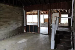 1354 Manor Ln, Bay Shore, NY 11706 - Photo 10