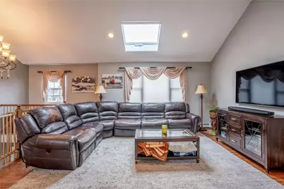 69 Thomas Avenue, Bethpage, NY 11714 - Photo 8