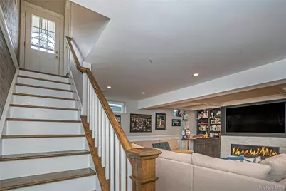 69 Thomas Avenue, Bethpage, NY 11714 - Photo 24