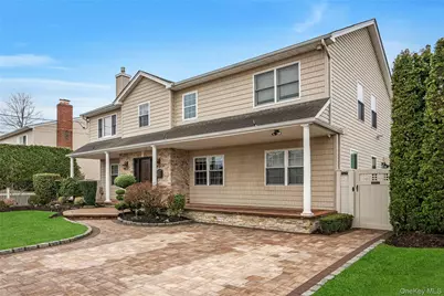 69 Thomas Avenue, Bethpage, NY 11714 - Photo 4