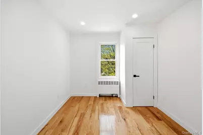 4135 Murdock Avenue, Bronx, NY 10466 - Photo 22