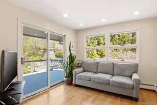 6 Laurel Way, Sea Cliff, NY 11579 - Photo 6