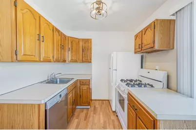 456 15th Street, West Babylon, NY 11704 - Photo 6