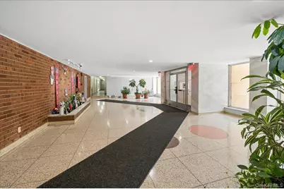 2 Sadore Lane #6M, Yonkers, NY 10710 - Photo 2