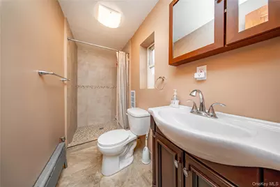 2334 Sound Street, Astoria, NY 11105 - Photo 10