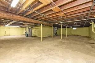 49 The Birches, Roslyn, NY 11576 - Photo 20