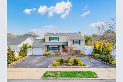 357 Gates Avenue, East Meadow, NY 11554 - Photo 24