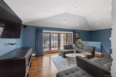 44 Archie Place, West Islip, NY 11795 - Photo 8