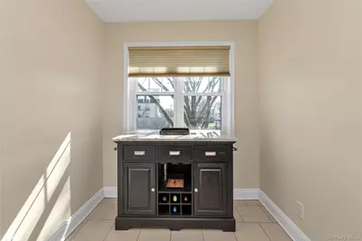 43 N Forest Avenue #C-23, Rockville Centre, NY 11570 - Photo 8