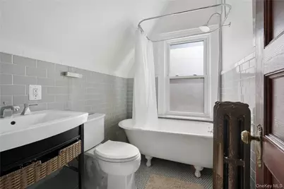 3020 Bainbridge Avenue, Bronx, NY 10458 - Photo 20