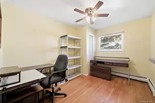 32 46th St, Islip, NY 11751 - Photo 16